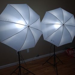 Photography Stands , Light Bulbs And Umbrellas 