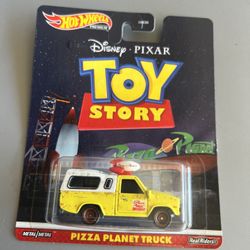 Toy story pizza planet hot wheels hotsell