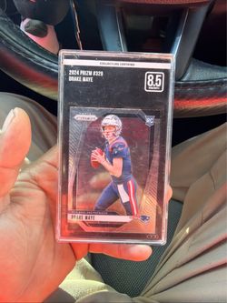 2024 Panini Prizm Drake Maye RC #329 CGC 8.5