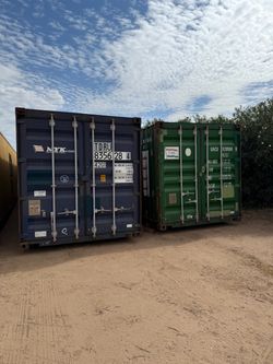 Storage shipping containers