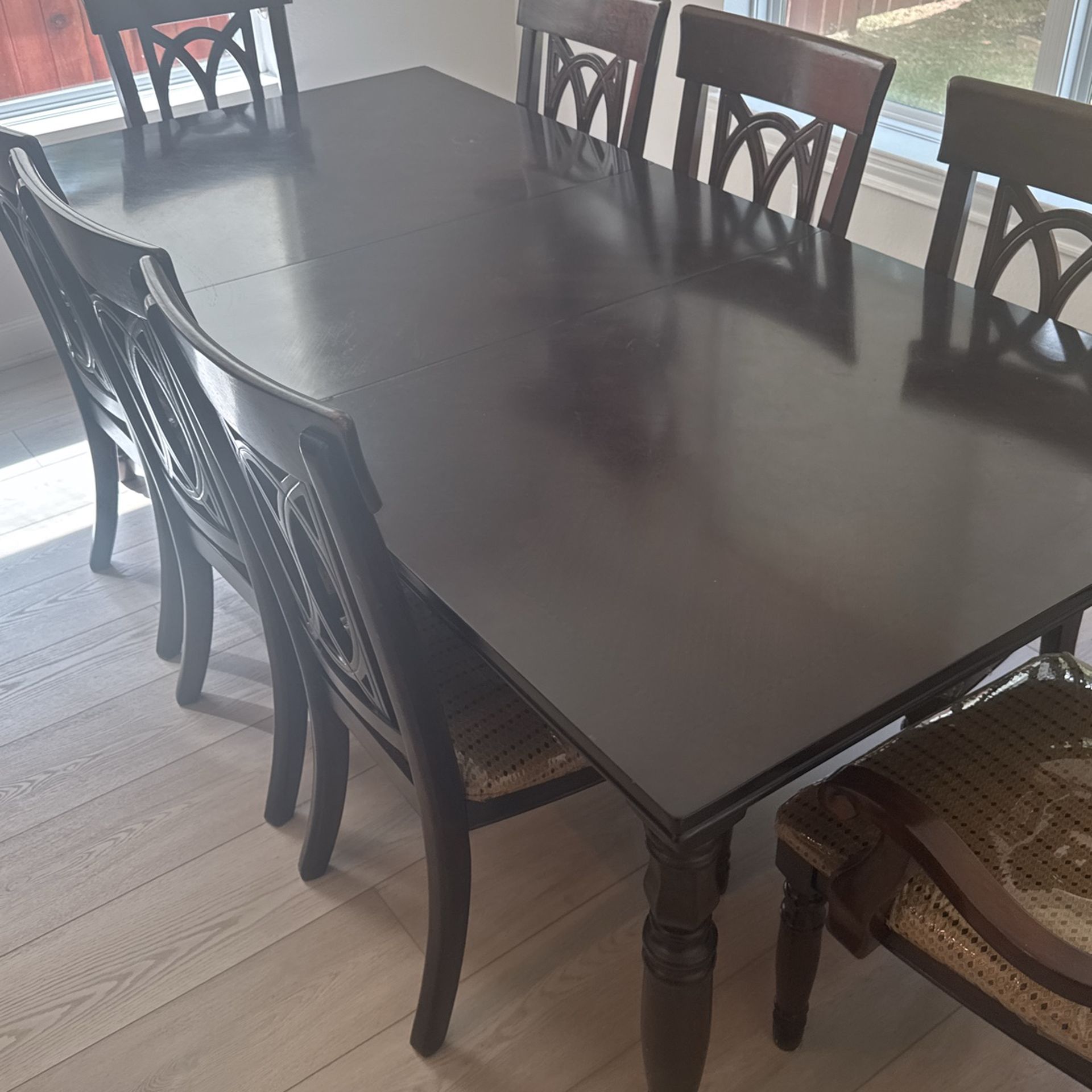 Table Dining Room
