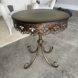 Small entry way table
