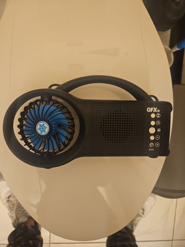 Qfx Bluetooth Speaker With Fan & Fm Radio