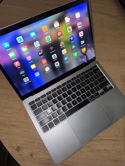 Apple MacBook Air 13” (2020) – 512GB SSD – Excellent Condition! 💻✨