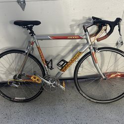Cannondale R1000 CAAD7 Road Bike 