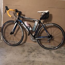 Trek road bike size 52”