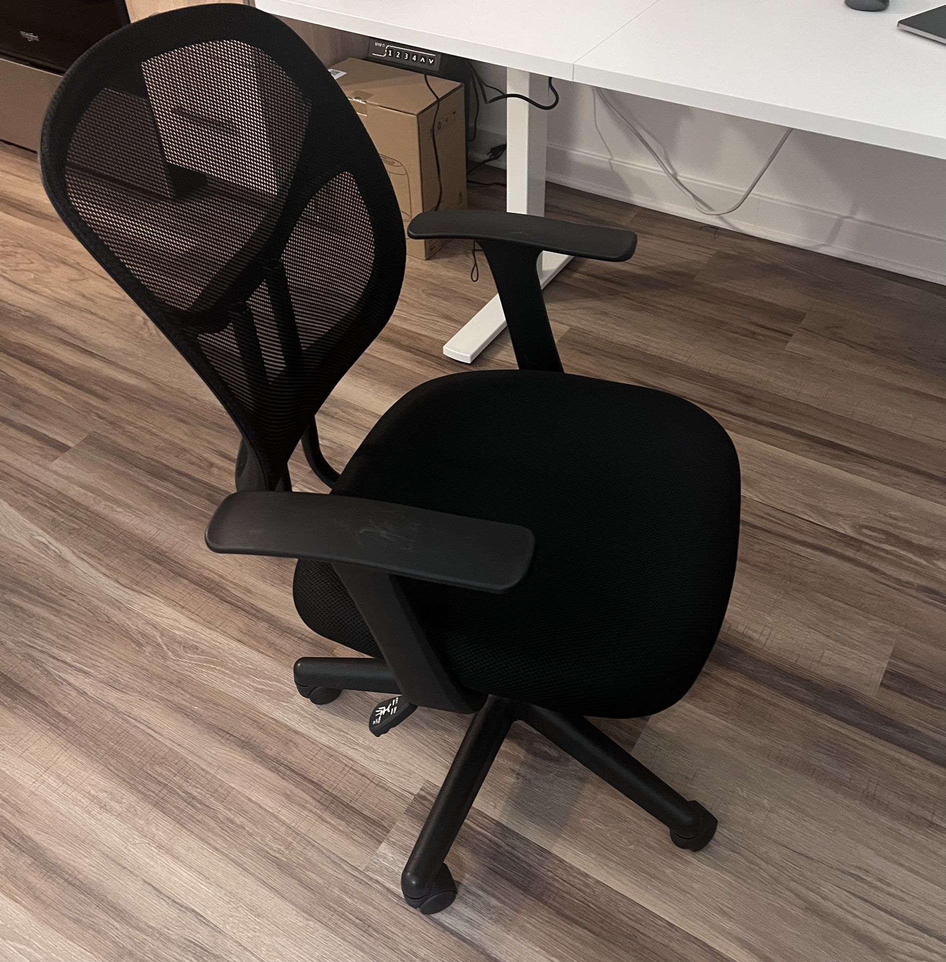 Height Adjustable Chair