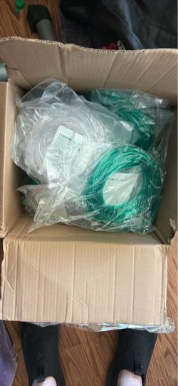 Oxygen Tubing  Lot – New in Packaging