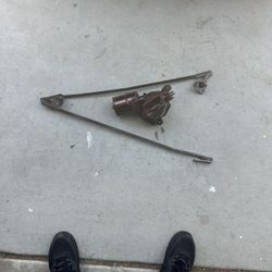 68 Chevy Impala wiper motor with assembly