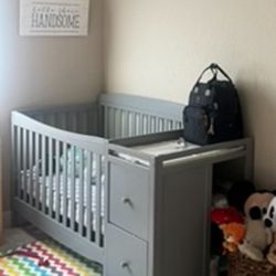 Crib With Storage And Changing Table
