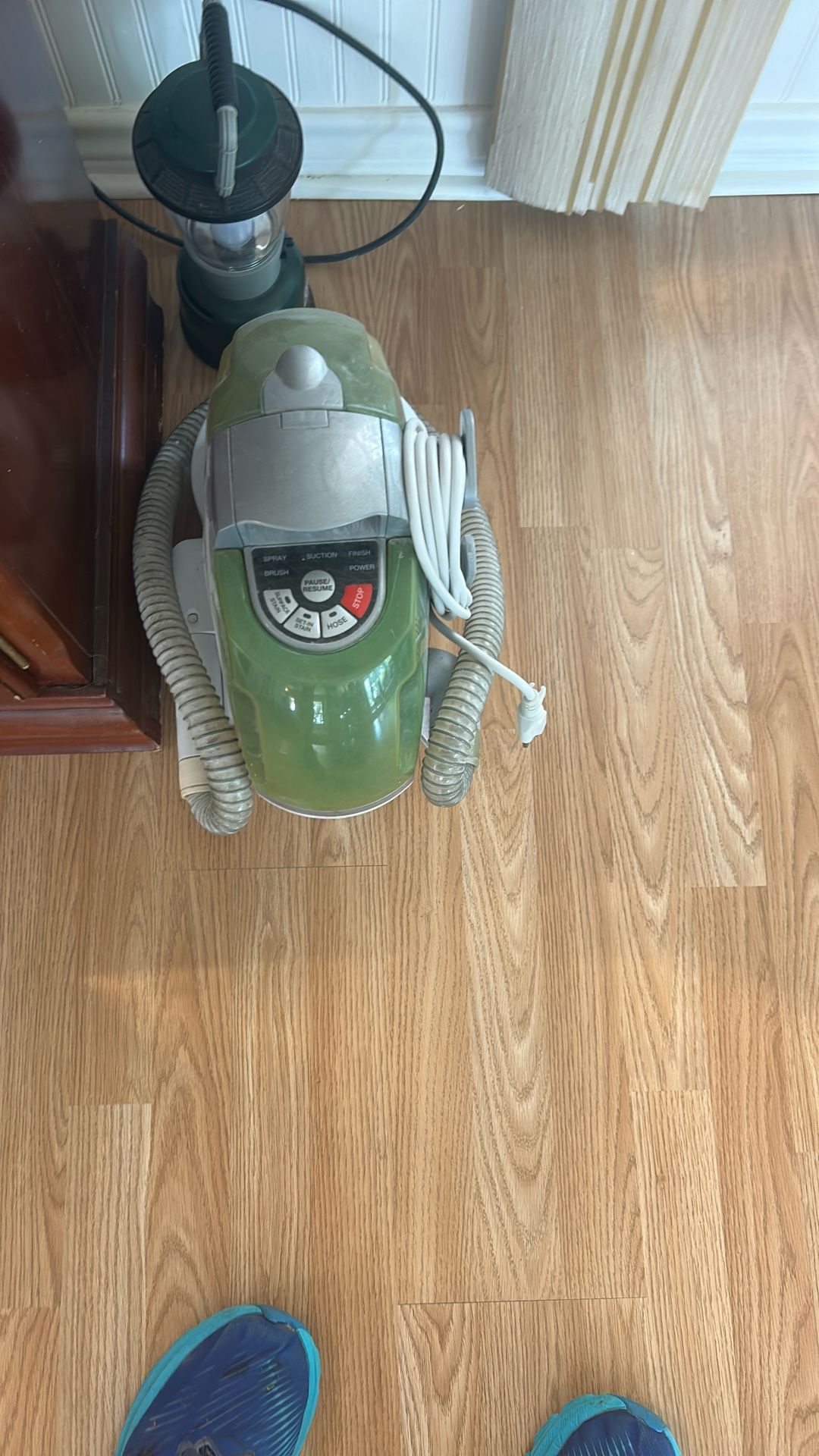Bosses Spot Bot Carpet Shampooer