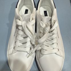 TOMMY HILFIGER WOMEN TENNIS SHOES 6.5 👟