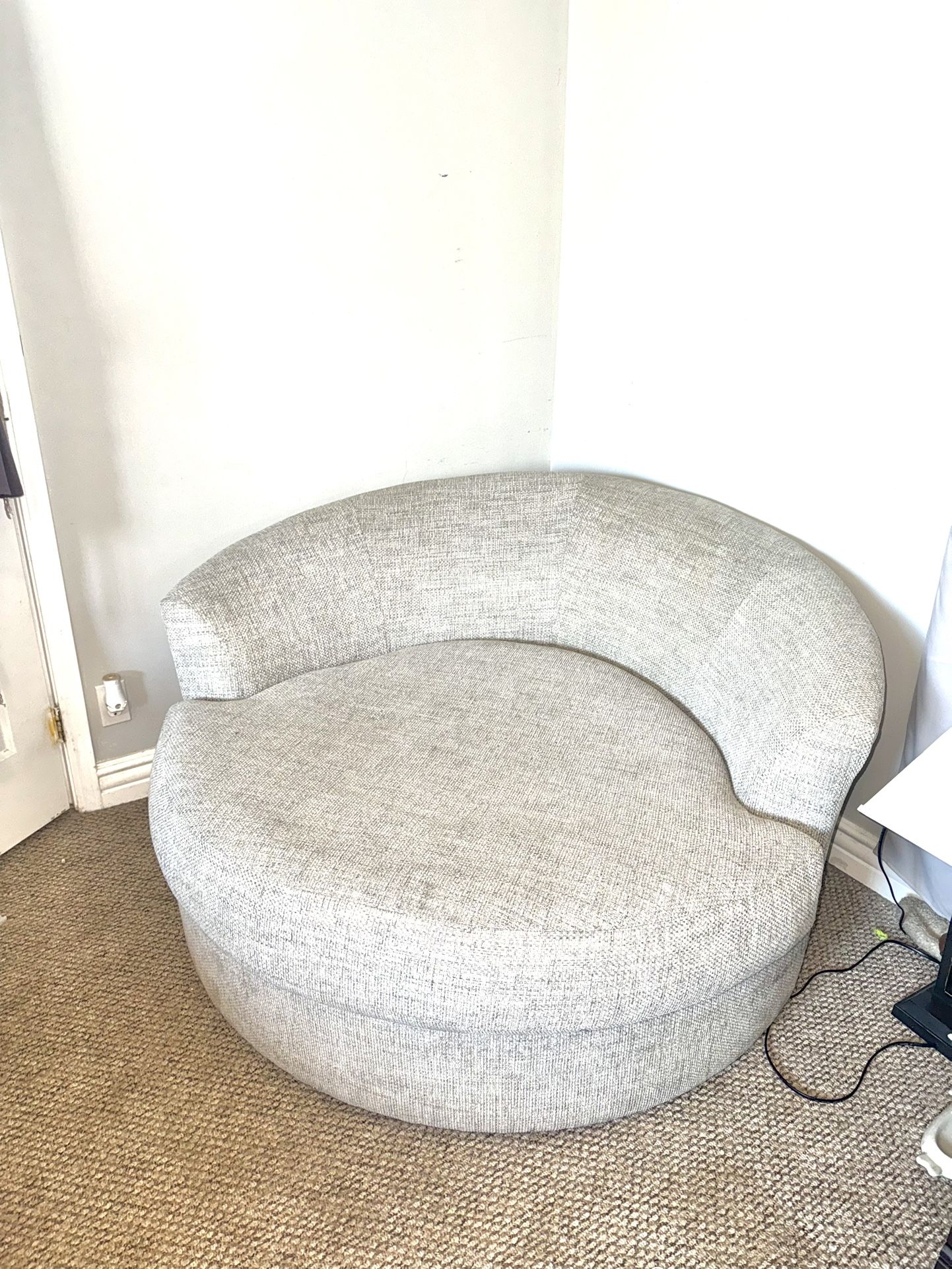 Large Swivel Loveseat