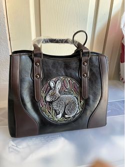 Women’s Black Leather Handbag
