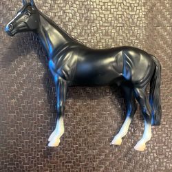 Breyer Show Thoroughbred Black Classic Horse Model #935 Retired