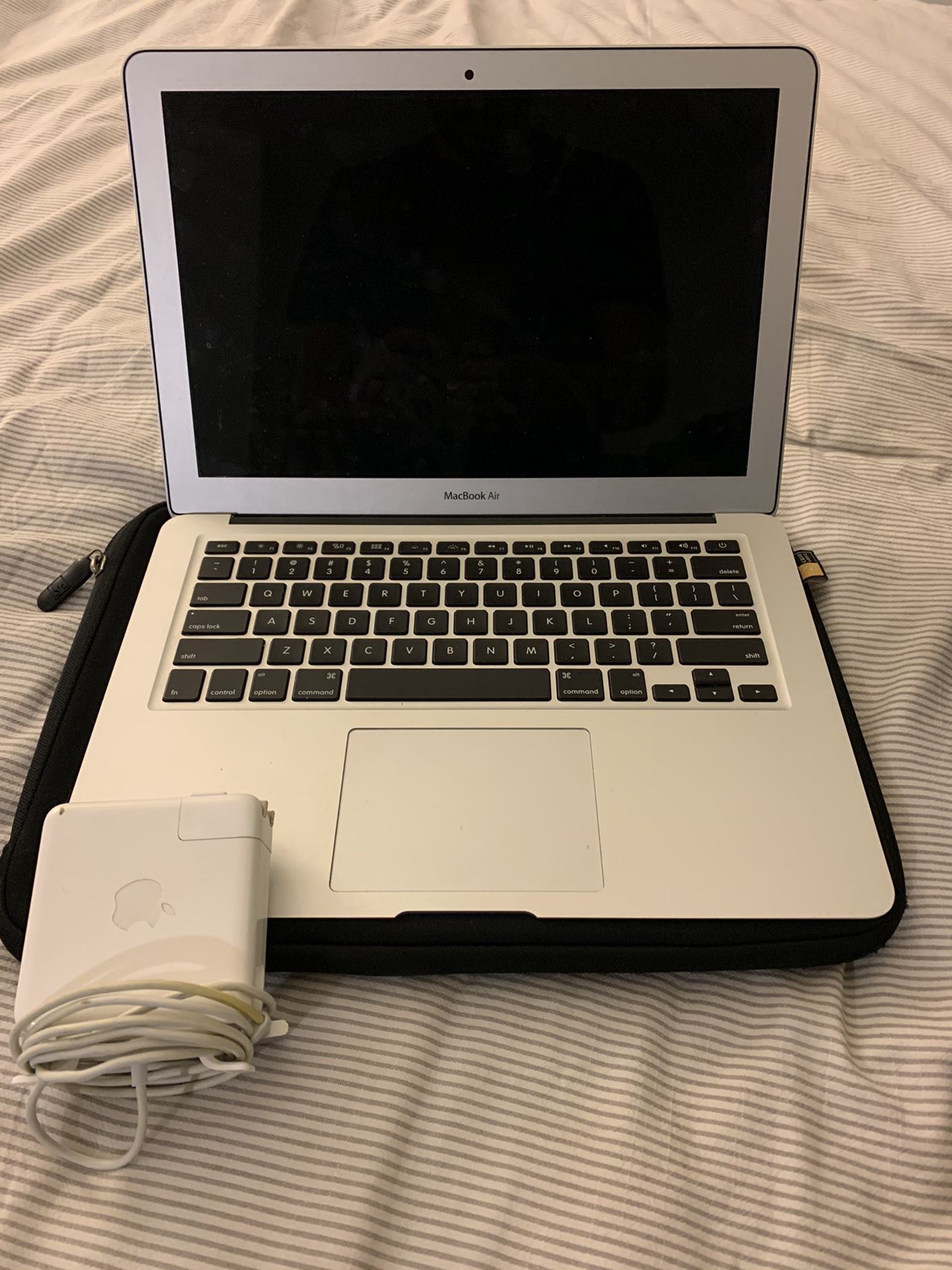 MacBook Air 13” (mid 2012)