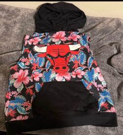 Mens tank size small