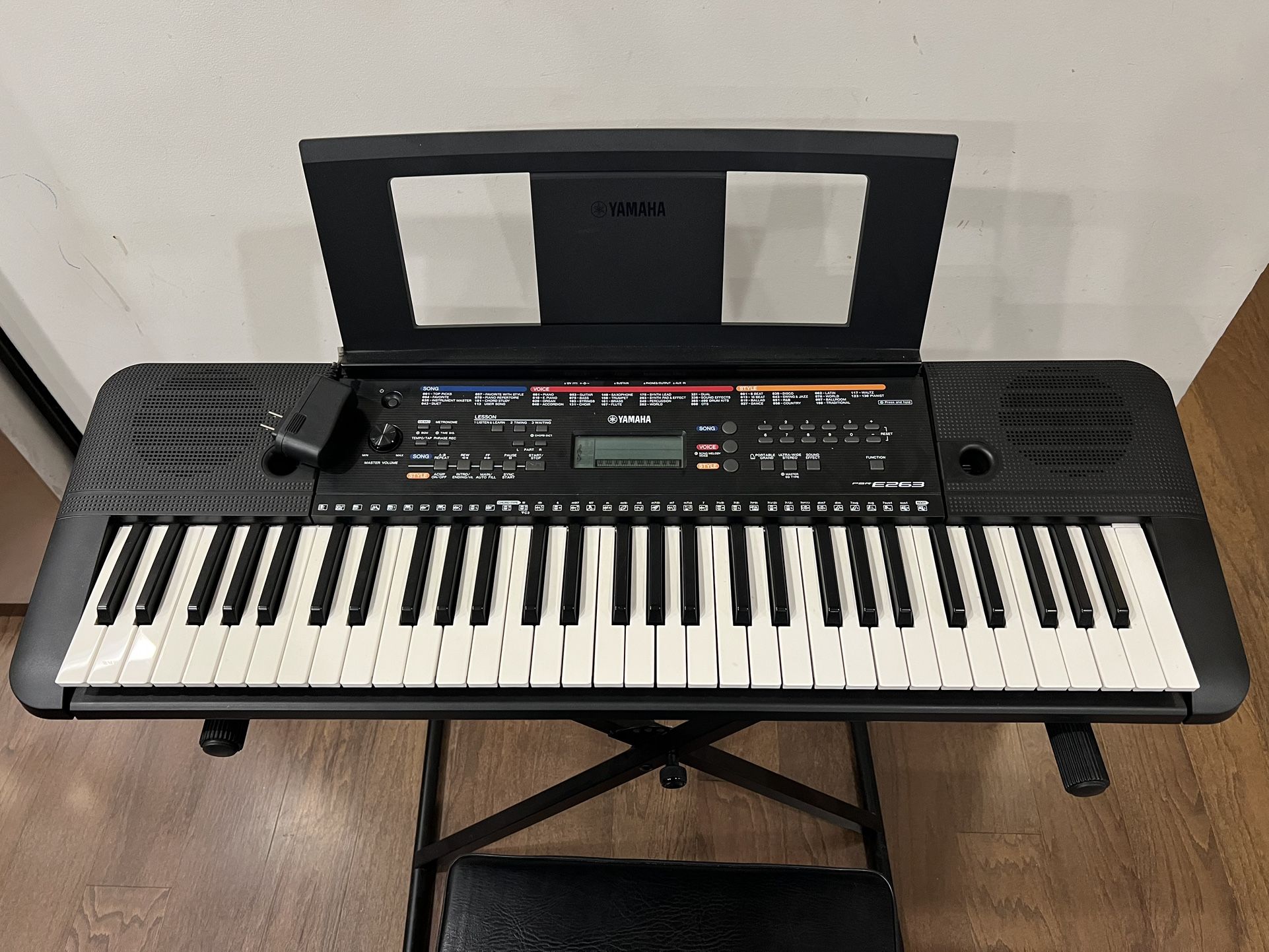 Yamaha PSR E263 61 Key With Bench And Stand