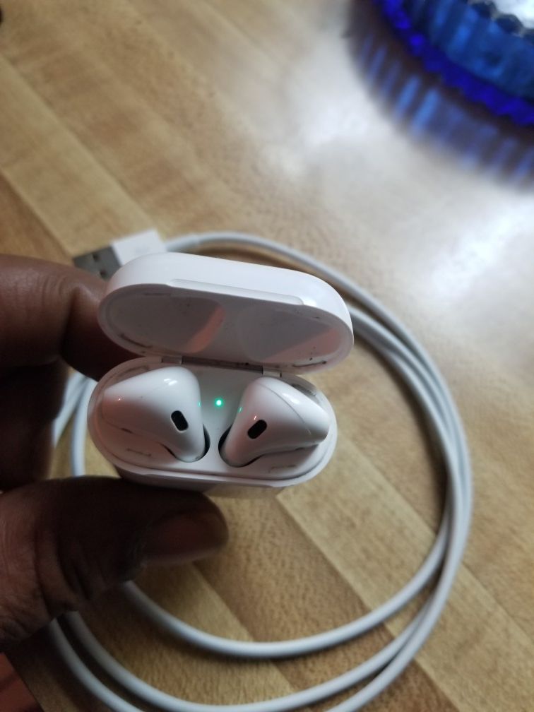 Iphone Earbuds W/ usb