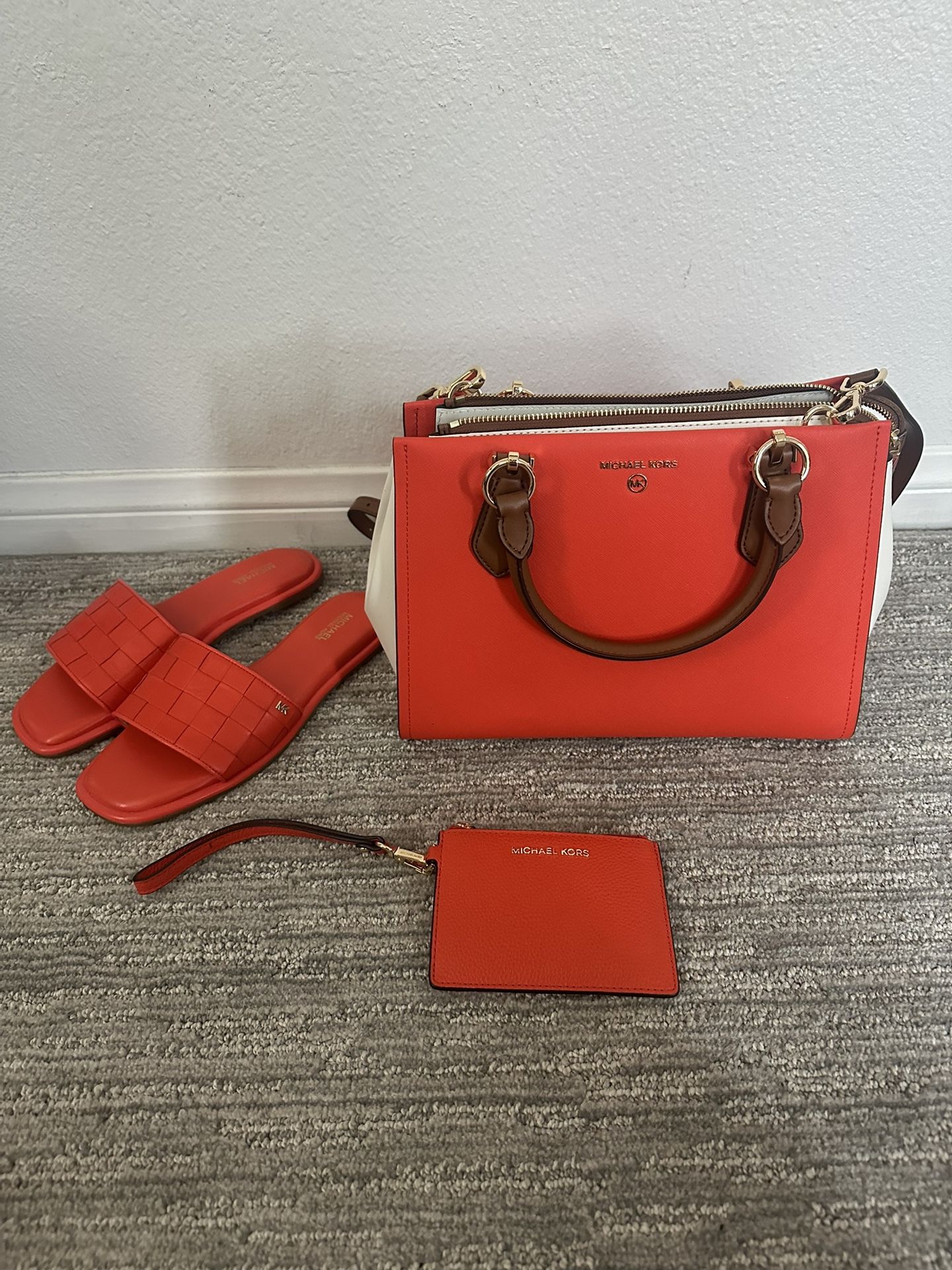Micheal Kors Set-Purse, Slides, and Wallet Bundle