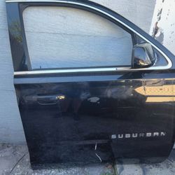 1012 Black Suburban Front Right Passenger Door 