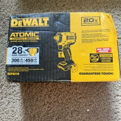 DeWalt DCF921B 1/2” Impact. 