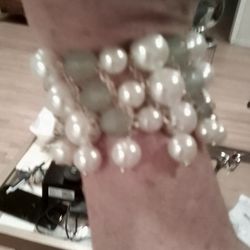 Beautiful Faux Pearl and mint beaded stretch bracelet