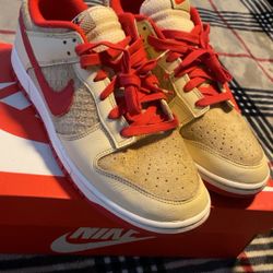Nike Dunks Size 11.5 