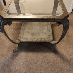 2 End Tables And Big Coffee Table 
