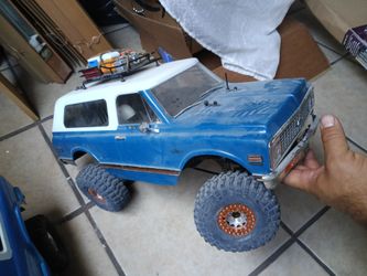 Traxxas k5 blazer RC truck