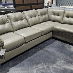 New LARGE sectional Sofa Chaise