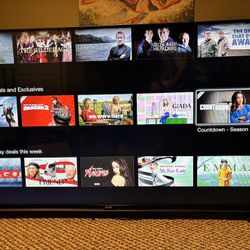 LG 55 Inch LED 1080P Smart w/os3D/2 Pairs Of 3DGlasses 