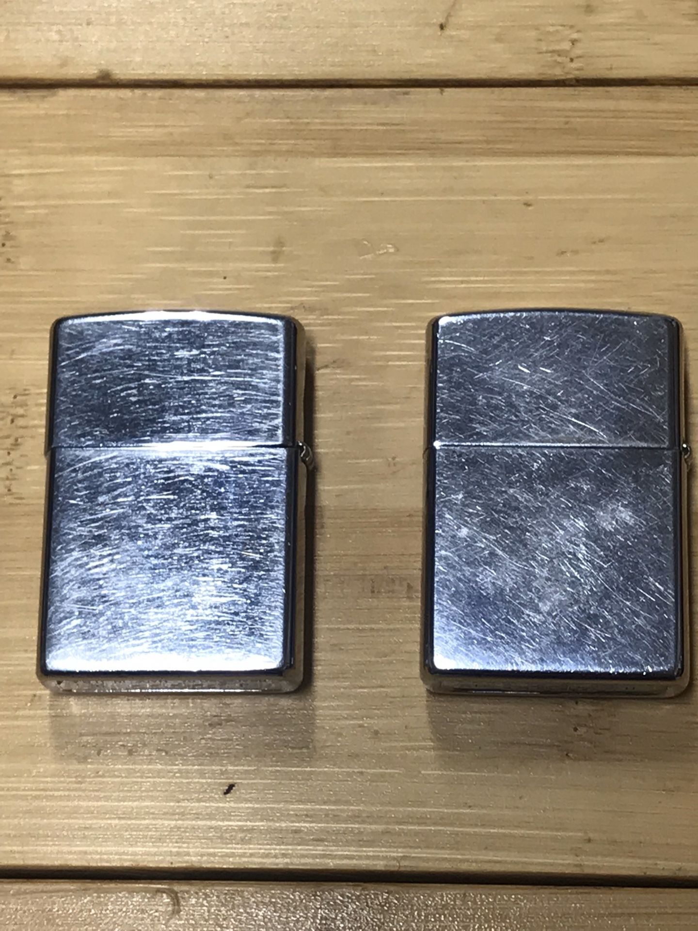 2 zippo lighters