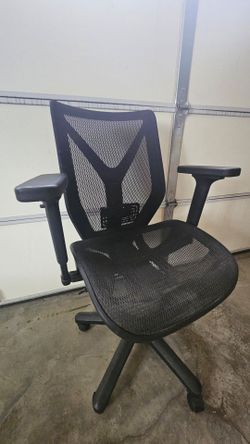 Mesh High-Back Multifunction Chair, Black