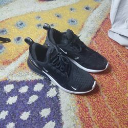 Nike Air Max 270