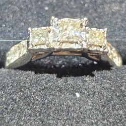 Diamond Ring Size 7.5