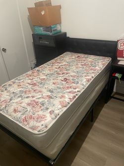 Bed frame/ mattress