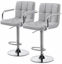 3 LIGHT GRAY BARSTOOLS