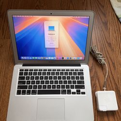 MacBook Air 13” 2017/8GB RAM/128GB SSD/Good Battery/Fully Functional/Charger