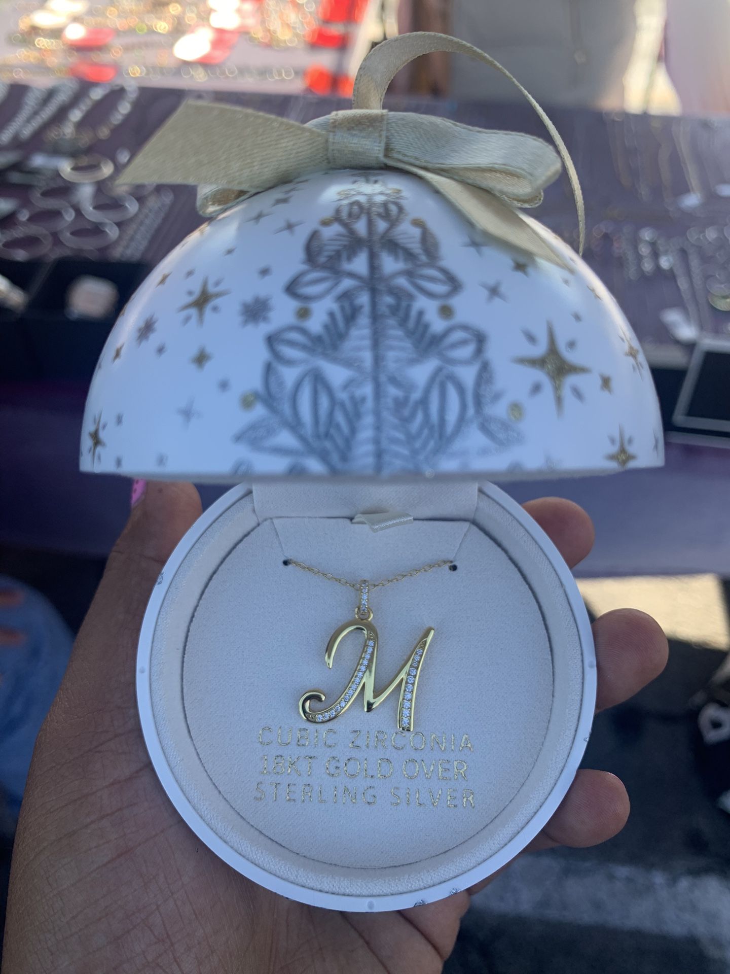 Stealing Silver Gold Plated Necklace 