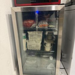 Stainless Steel Beverage Cooler / Mini Fridge – Glass Door