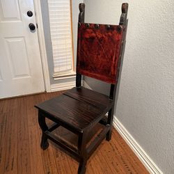 Accent Chair- living/office / kitchen - read description