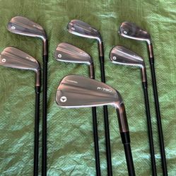 2023 Taylormade Copper P790 Iron Set (4-PW)