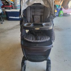 Graco Click Connect Travel System – Stroller + Car Seat + Base - $130 OBO