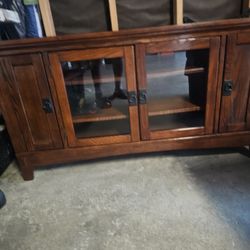 Mueble Para TV, DVD PLAYER, ETC..