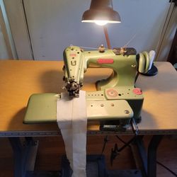 INDUSTRIAL SEWING MACHINE BLIND STITCH /Lewis Union Special-Excellent