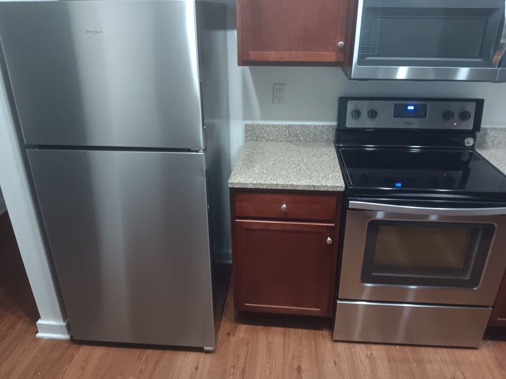 Stainless Steel Stove & Fridge 