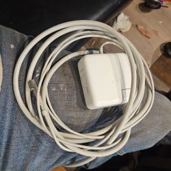 Macbook Air Power Adapter