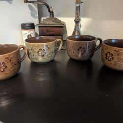 Set Of 4 Mugs - 20 oz
