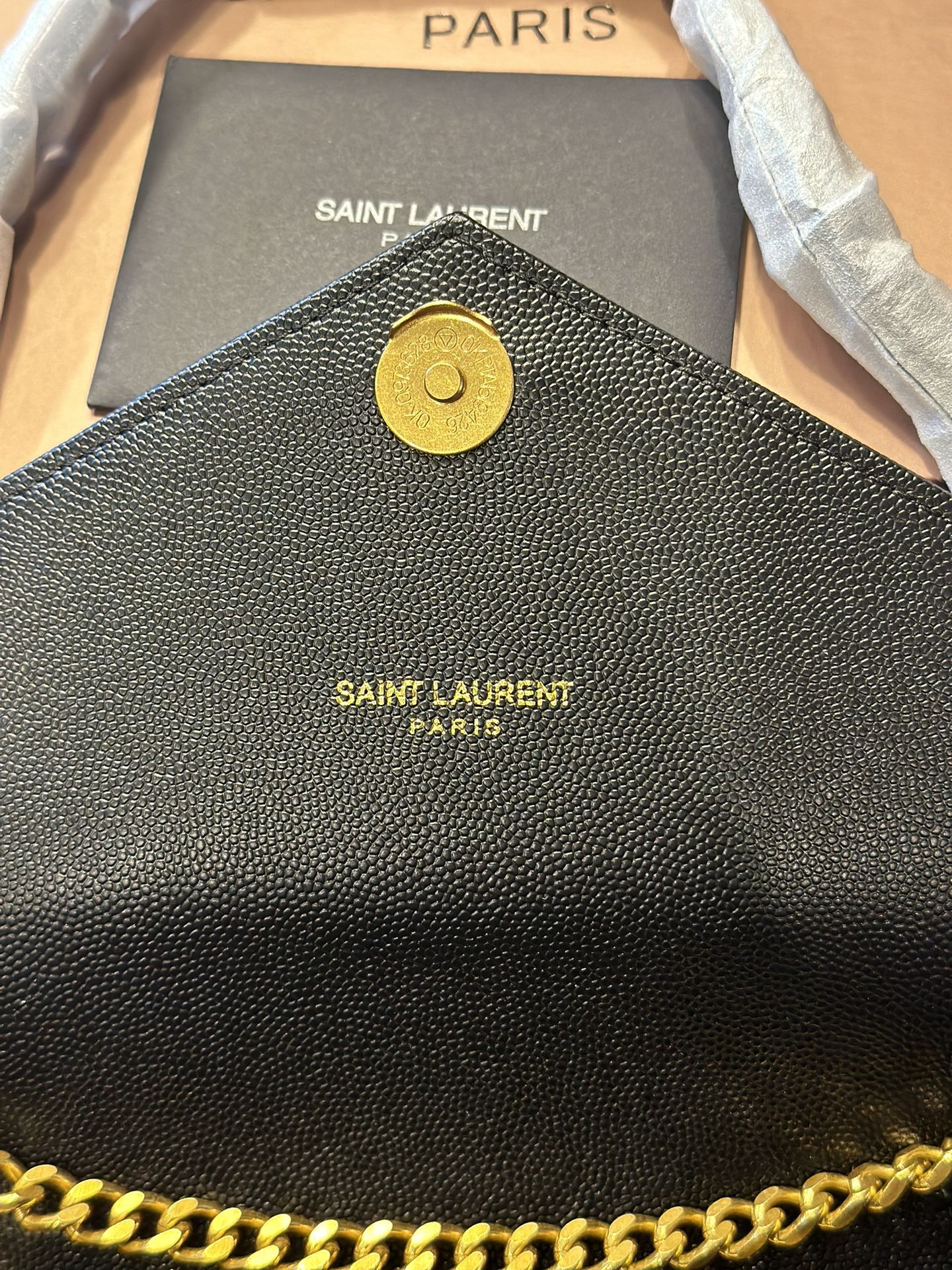 Saint Laurent // Black & Silver Cassandre Matelassé Envelope Chain Wallet –  VSP Consignment